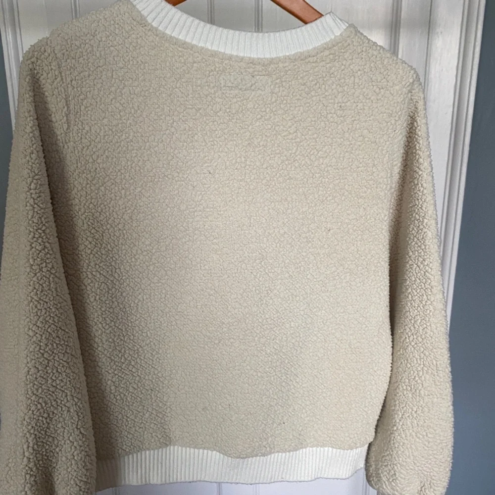 Abercrombie shearling sweatshirt - Picture 2 of 3